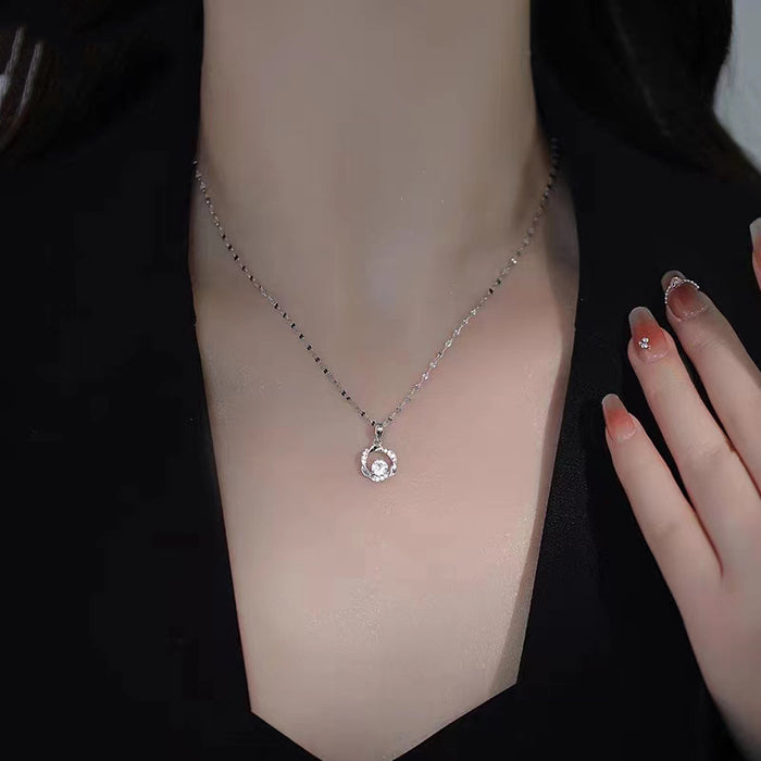 Wholesale Titanium steel necklace pendant, high-end and versatile collarbone chain, light luxury accessory