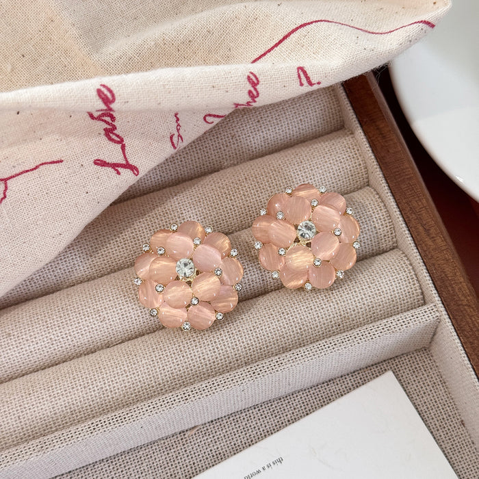 Wholesale Flower earrings, fashionable and versatile earrings, silver needle earrings