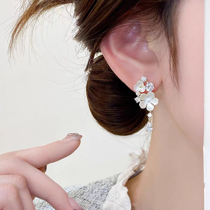 Wholesale Tassel flower earrings with high-end feel, light luxury, niche design, earrings and earrings