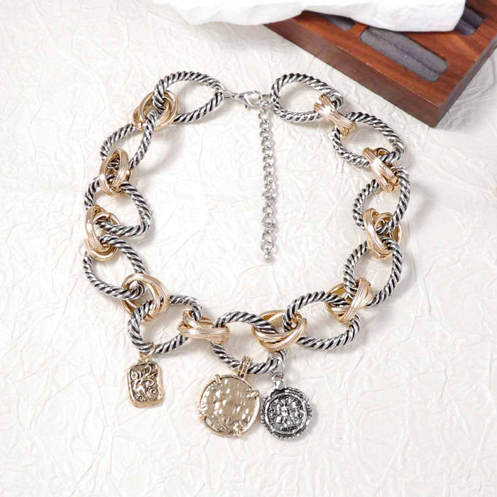 Wholesale Alloy Women's Badge Necklace Geometric O-shaped Buckle Casual Joker