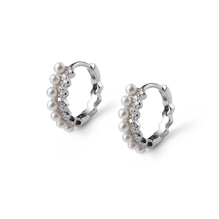 Wholesale Pure silver diamond lined synthetic pearl ear buckle design exudes a sense of elegance and temperament