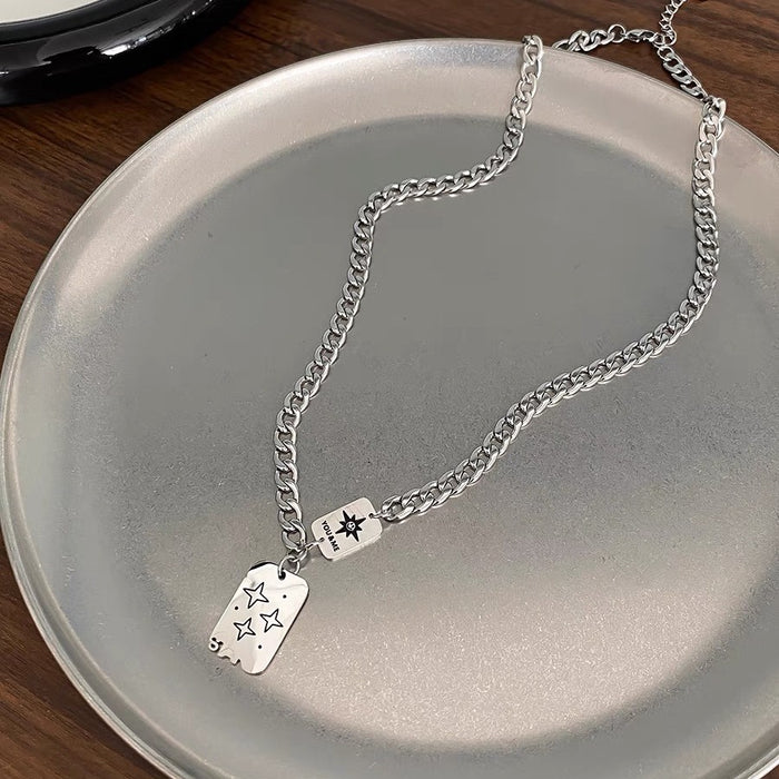 Wholesale Five pointed star niche, simple and personalized stainless steel necklace, trendy collarbone chain, versatile accessory