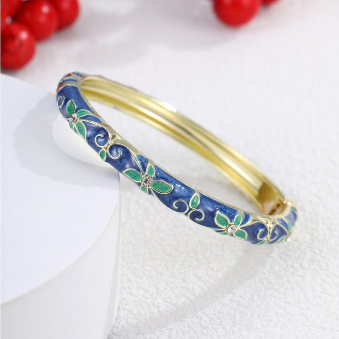 Wholesale Alloy Four Leaf Clover Open Bangle With Drip Oil Enamel Fashion Jewelry Accessory For Everyday Wear And Gift
