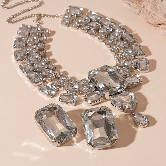 Wholesale Diamond-encrusted Love Square Geometric Necklace Necklace for Women