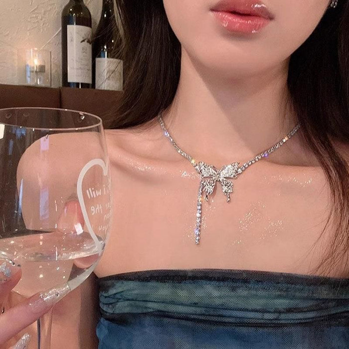Wholesale Butterfly necklace, light luxury rhinestone, niche design, high-end feeling, collarbone chain, neck chain