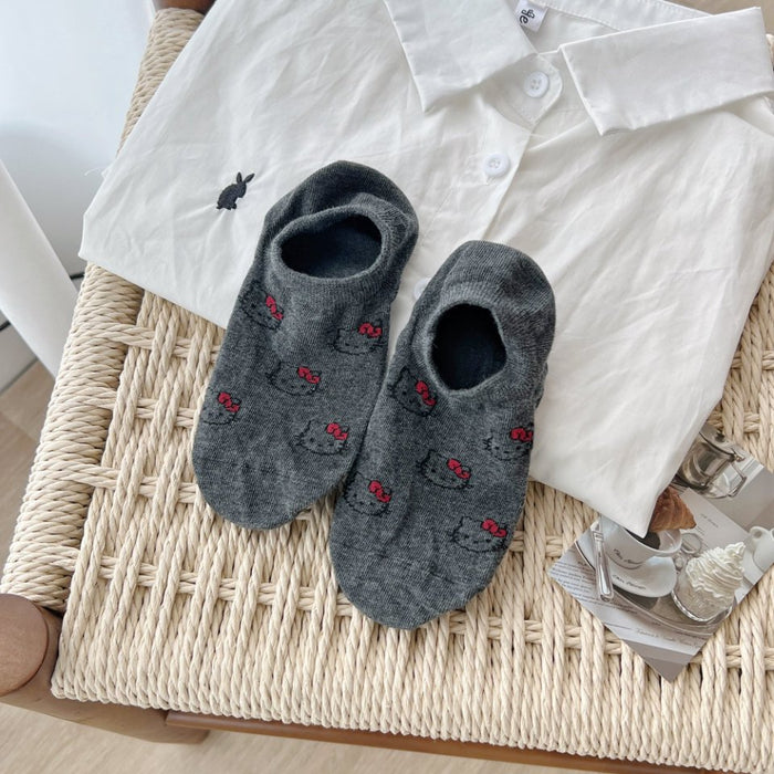 Wholesale Printed outer socks made of cotton, versatile and thin, short tube decorative women's socks, niche boat socks