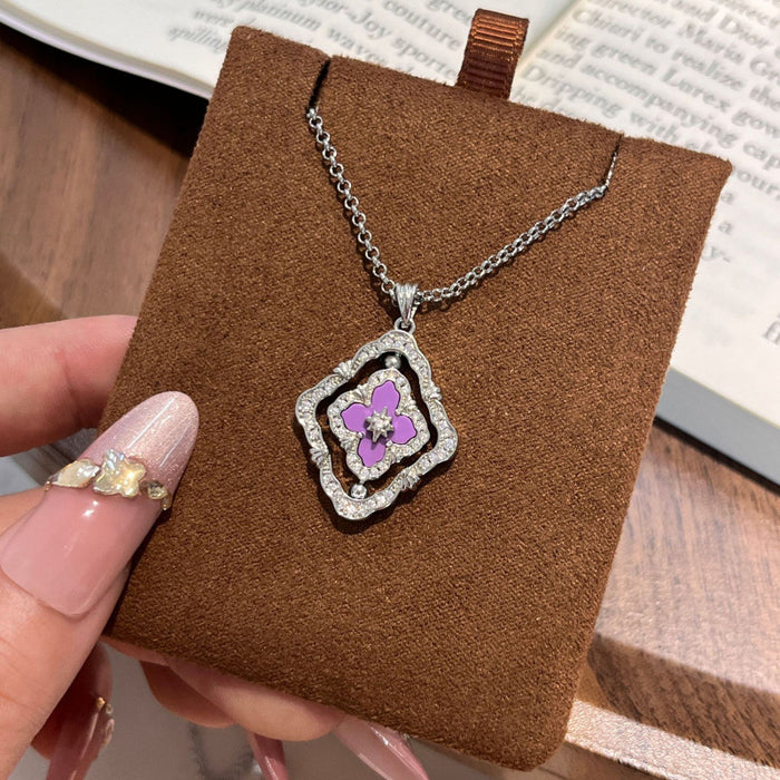 Wholesale Rotating Four-Leaf Clover White Shell choker necklace