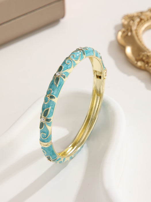 Wholesale Alloy Four Leaf Clover Open Bangle With Drip Oil Enamel Fashion Jewelry Accessory For Everyday Wear And Gift