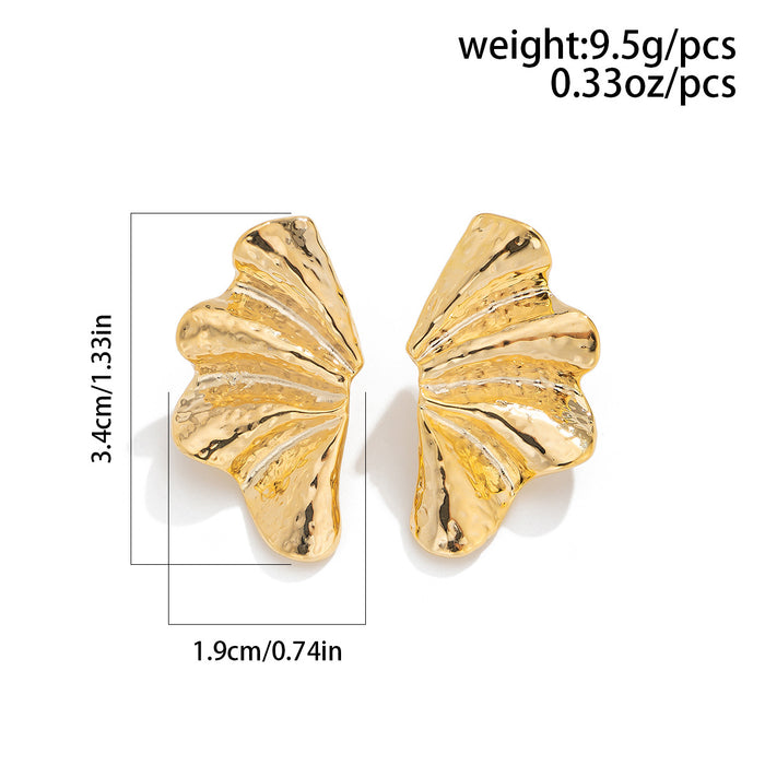 Wholesale Exaggerated metal ginkgo leaf earrings for accessories