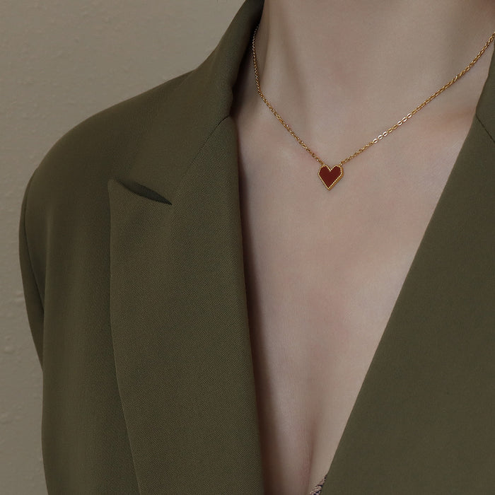 Wholesale Gold plated peach heart versatile titanium steel collarbone high-end women's necklace