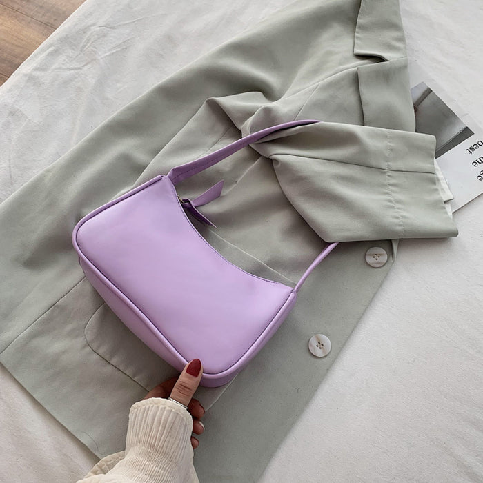 Wholesale Fashionable handbag, stylish one shoulder small bag, simple and versatile new style