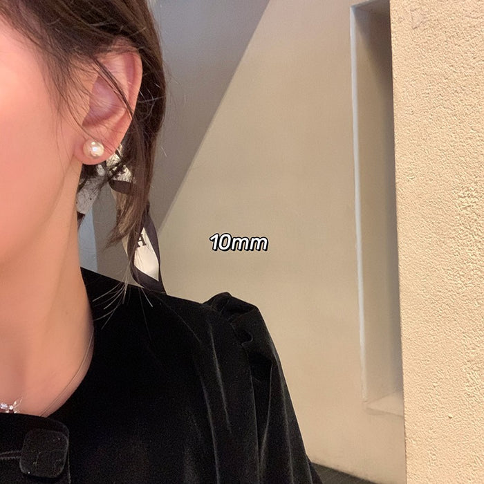 Wholesale Pearl stud earrings, retro ear clips for women without pierced ears