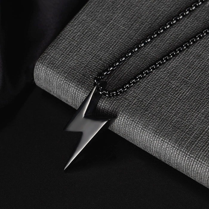 Wholesale Creative, fashionable and versatile lightning stainless steel men's necklace