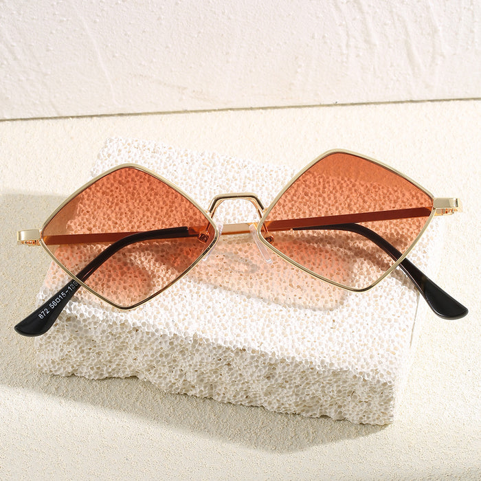 Wholesale Irregular sunglasses, ocean lenses, diamond shaped sunglasses, sunglasses