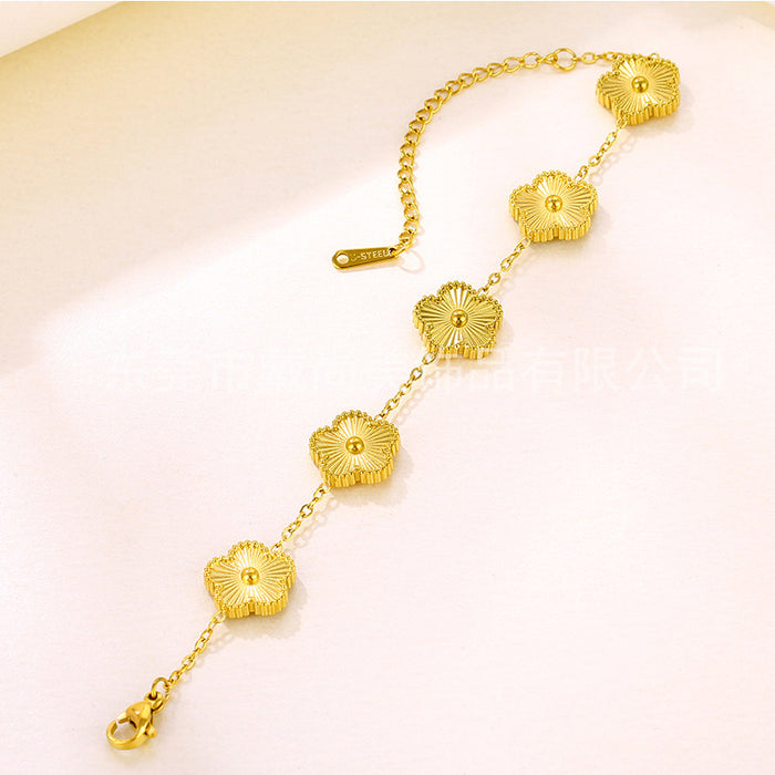 Wholesale Five flower four leaf clover bracelet, personalized, simple, niche, light luxury titanium steel jewelry