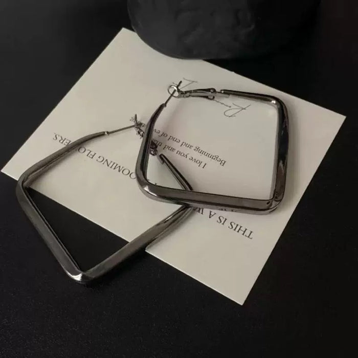 Wholesale Golden square earrings, new exaggerated earrings, high-end feel, simple and versatile temperament, large earrings