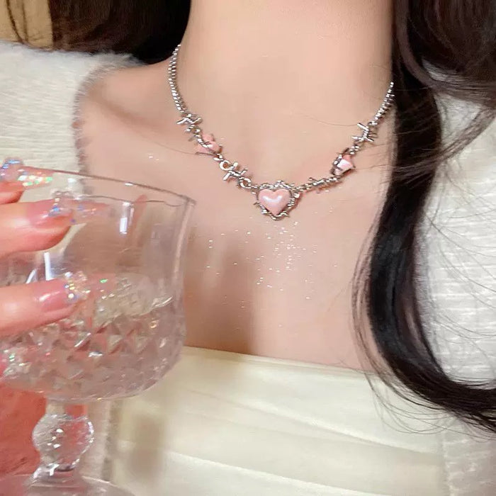 Wholesale n Heart Pendant Necklace Alloy Clavicle Chain Boutique Jewelry Accessory