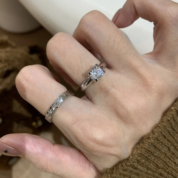 Wholesale Zircon ring for women with delicate, luxurious and high-end design, featuring an antique style open mouth ring