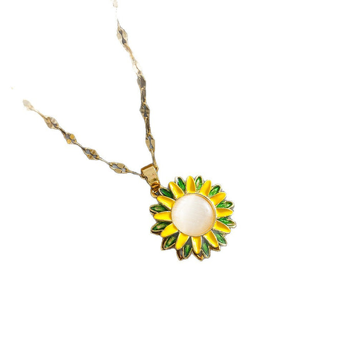 Wholesale Rotating Bauhinia Flower Necklace