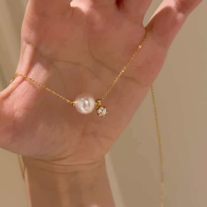 Wholesale Wholesale "Lost in Tokyo" French 12mm Passepartout Pearl Necklace Women's Gold-plated Zircon Pendant