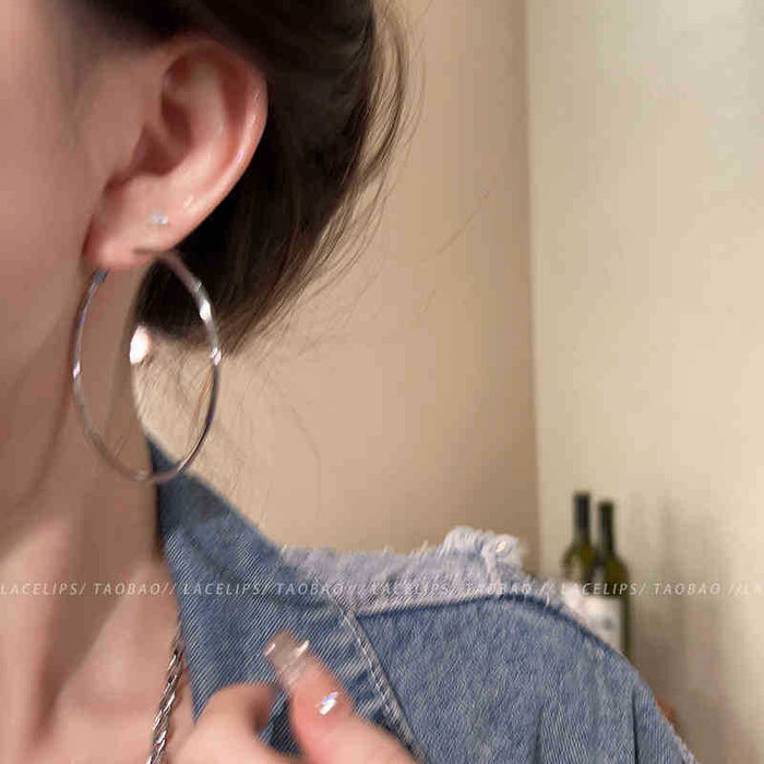 Wholesale Circle earrings, light luxury, high-end sensory element, circle ear buckle, ear accessories, exaggerated large ear rings, earrings