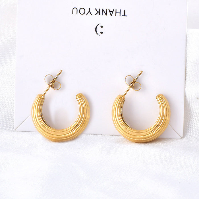 Wholesale Hong Kong-style Simple Niche Design Striped C- shaped Small Ear Ring