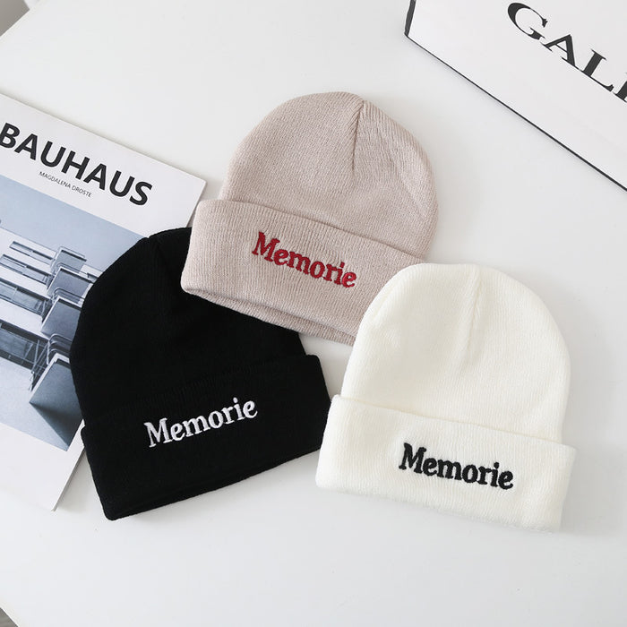 Wholesale Autumn and winter men's and women's embroidery thin knitted wool cap student shopping sweet cold cap letter pullover hat