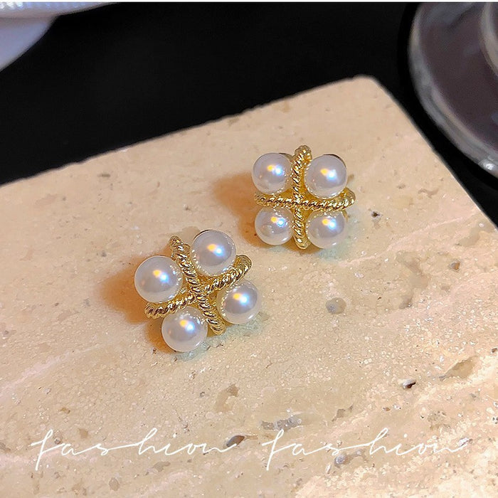 Wholesale Silver Needle Cross Square Pearl Earstuds Cross Small and Small Small Design Earrings Wholesale