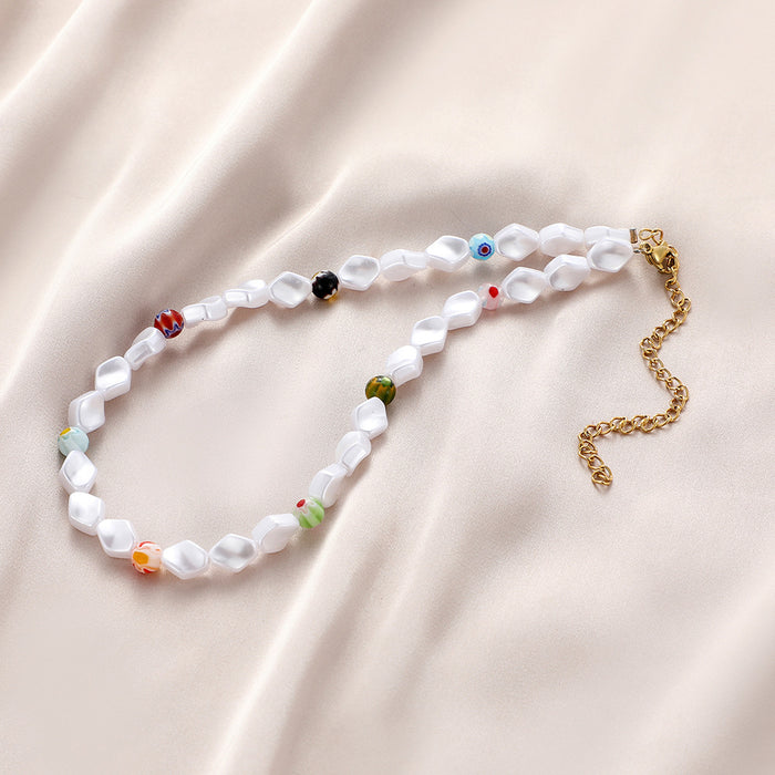 Wholesale Glass heart necklace, elegant personality, pearl collarbone necklace accessory
