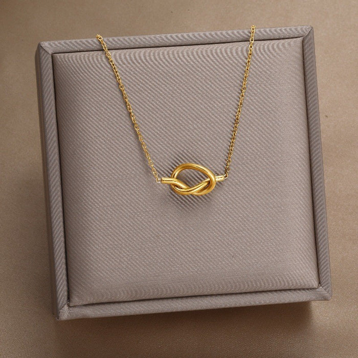 Wholesale Fade-Resistant Sweater Chain — Niche,  Light Luxury  and Sophisticated Titanium Steel Necklace