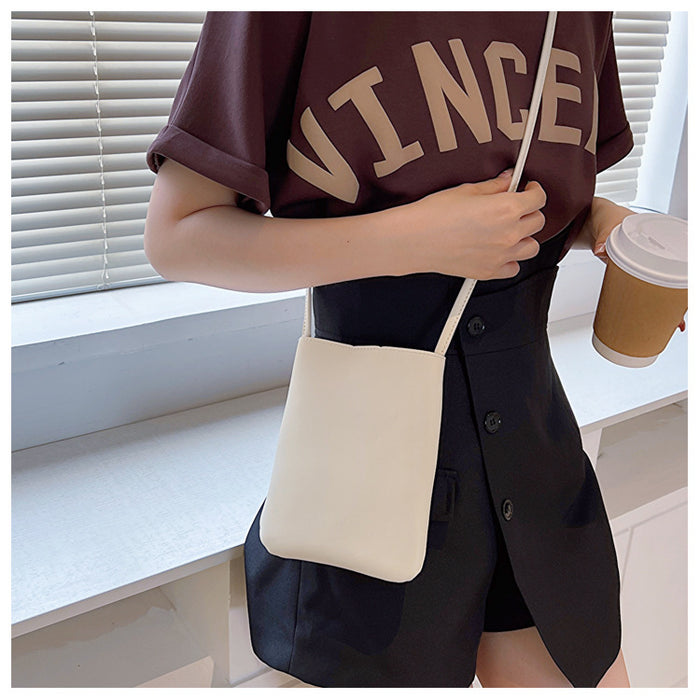 Wholesale Small shoulder bag, casual retro solid color vertical phone bag, simple soft leather single shoulder