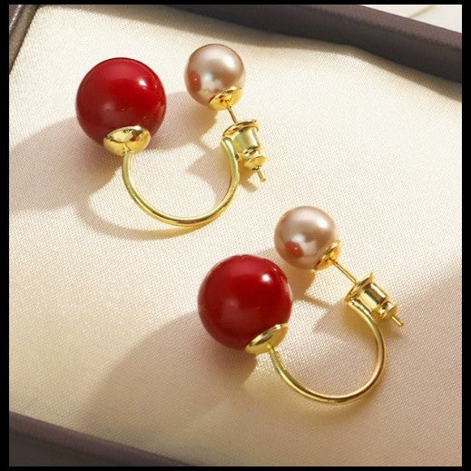 Wholesale Pearl earrings, high-end earrings, new style, two pairs of niche design earrings