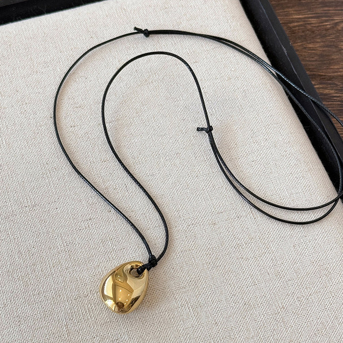 Wholesale Black leather rope necklace accessories, niche, simple, high-end, sweater chain