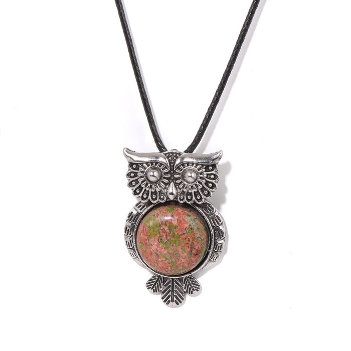 Wholesale Owl pendant necklace with semi precious stones tiger' s eye and amethyst