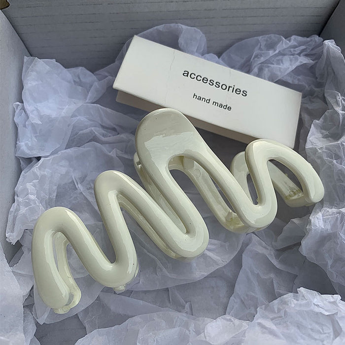 Wholesale Small niche design wave grip clip, back of head hair grip, disc hair clip, shark