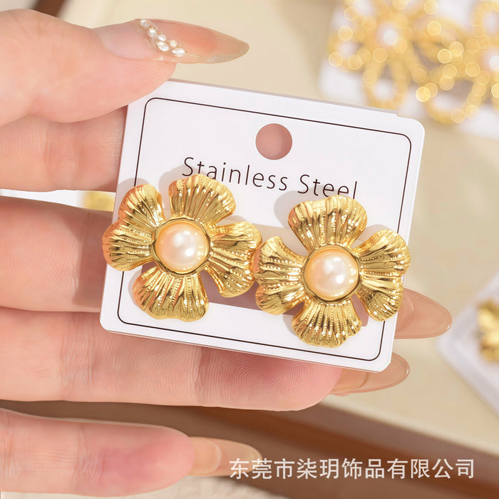 Wholesale Flower Earrings Retro-Style Pearl Earrings for Women Electroplated Stainless Steel Gold Earrings