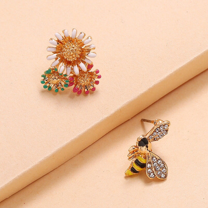 Wholesale Flower Bee Zinc Alloy Plating KC Gold Earrings JDC-ES-Duoh004 Earrings 朵涵 Wholesale Jewelry JoyasDeChina Joyas De China