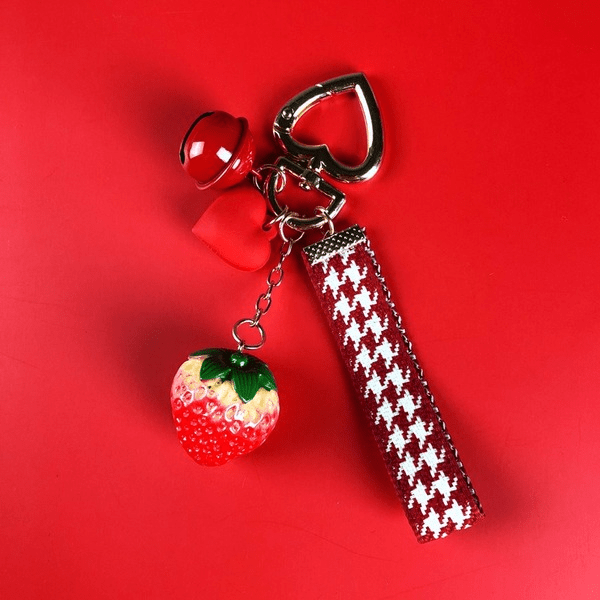 Wholesale Resin Red Strawberry Bell Keychain JDC-KC-Gongz026 Keychains 宫泽 Wholesale Jewelry JoyasDeChina Joyas De China