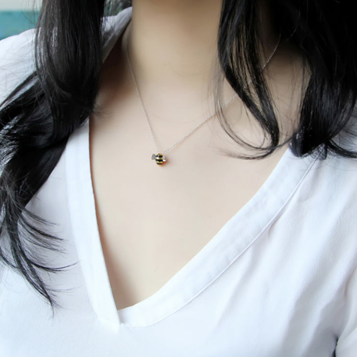 Wholesale necklace silver cute bee collarbone chain JDC-NE-hanwu001