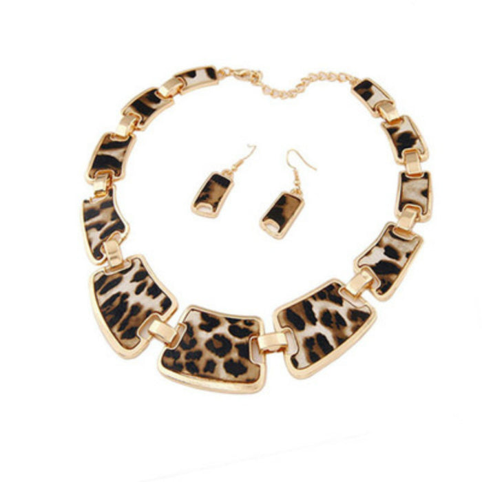 Wholesale Necklace Vintage Leopard Necklace Sweater Chain Earrings Set MOQ≥2 JDC-NE-MED001