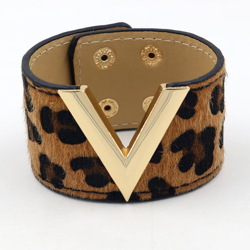 Jewelry WholesaleWholesale PU Faux Leather Leopard Print Wide Bracelet MOQ≥2 JDC-BT-KN007 Bracelet 酷牛 %variant_option1% %variant_option2% %variant_option3%  Factory Price JoyasDeChina Joyas De China