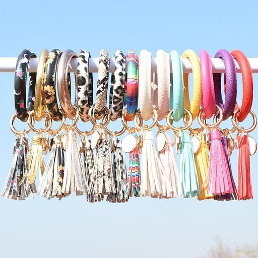 Jewelry WholesaleWholesale pure leather PU tassel pendant key chain bracelet JDC-BT-MaoL002 Bracelet 茂琳 %variant_option1% %variant_option2% %variant_option3%  Factory Price JoyasDeChina Joyas De China