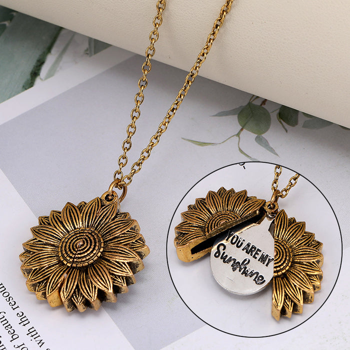 Jewelry WholesaleWholesale hipster hip hop sunflower alloy necklace JDC-NE-Jiaow012 Necklaces 娇婉 %variant_option1% %variant_option2% %variant_option3%  Factory Price JoyasDeChina Joyas De China