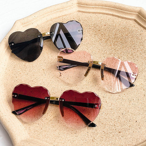 Jewelry WholesaleWholesale Children's Heart Sunshade Sunglasses JDC-SG-GuangD010 Sunglasses 光度 %variant_option1% %variant_option2% %variant_option3%  Factory Price JoyasDeChina Joyas De China