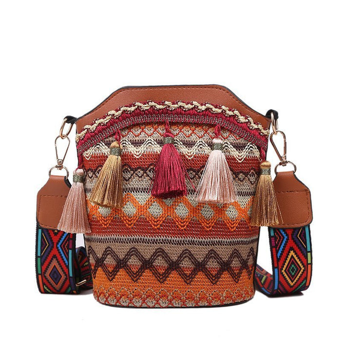 Wholesale Shoulder Bags Fabric Ethnic Style Personalized Shoulder Messenger Bag Tassel Bucket JDC-SD-Danze008