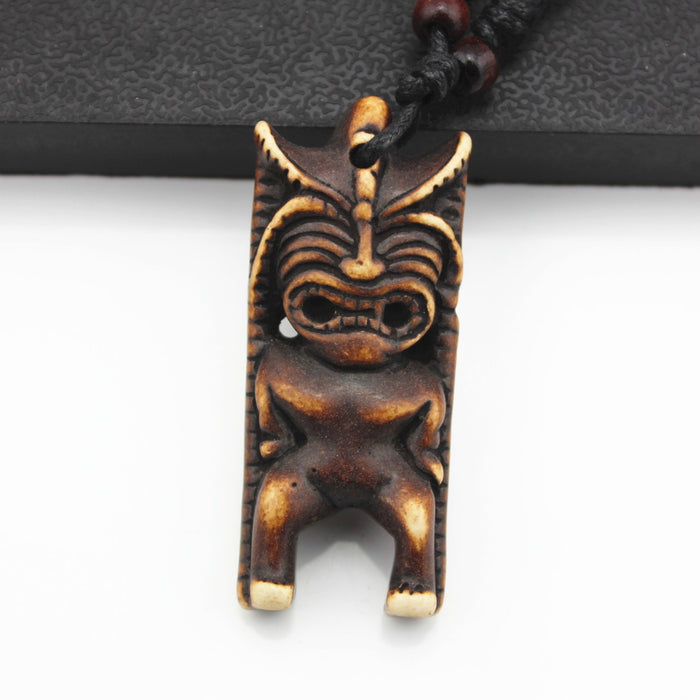 Wholesale statue necklace foreign trade tiki resin bone carving pendant necklace MOQ≥3 JDC-NE-Shangd009