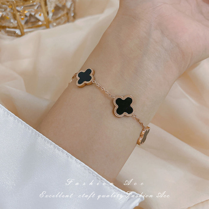 Jewelry WholesaleWholesale titanium steel shell lucky four-petal flower bracelet JDC-BT-BaoY013 Bracelet 宝钰 %variant_option1% %variant_option2% %variant_option3%  Factory Price JoyasDeChina Joyas De China