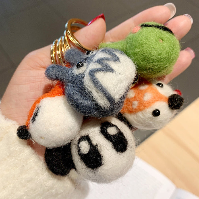 Wholesale diy wool felt keychain female cute doll plush JDC-KC-MXiong013