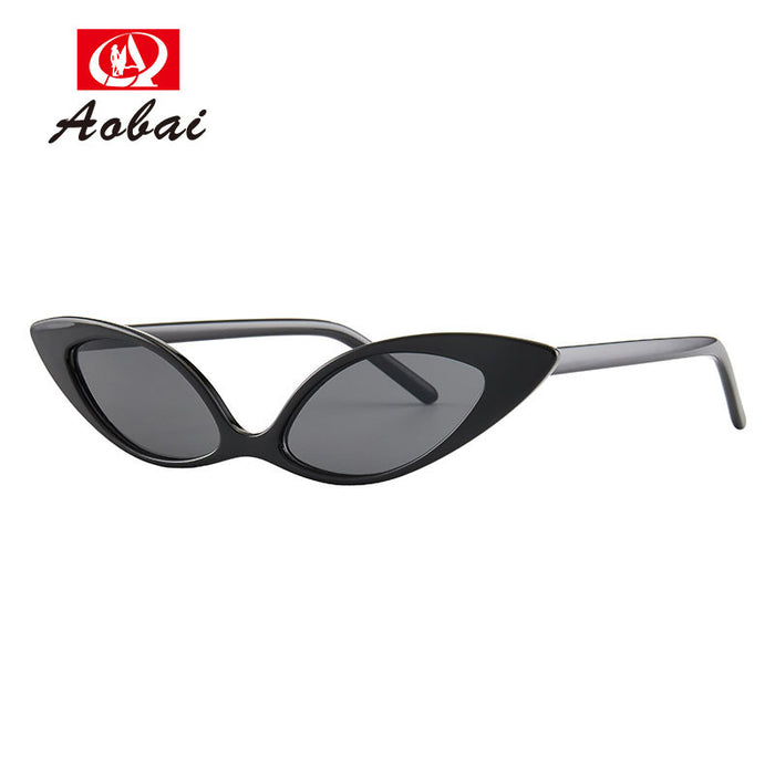 Wholesale Sunglasses PC Futuristic Cat Eye Small Frame JDC-SG-AoB008