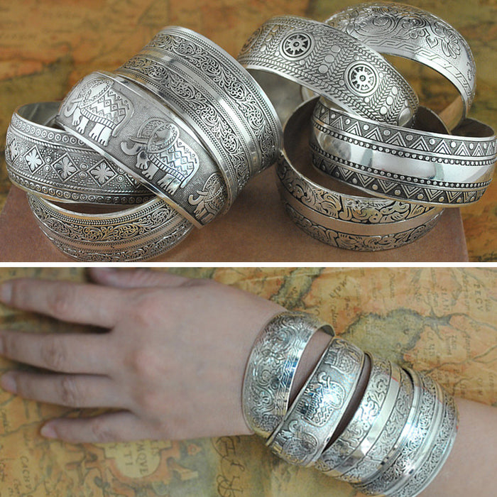 Wholesale Ancient Tibetan Silver Ornament Carved Opening Miao Silver Bracelet JDC-BT-YF007